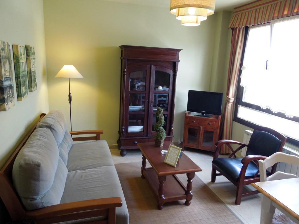 Apartamentos La Marina Ribadesella Εξωτερικό φωτογραφία